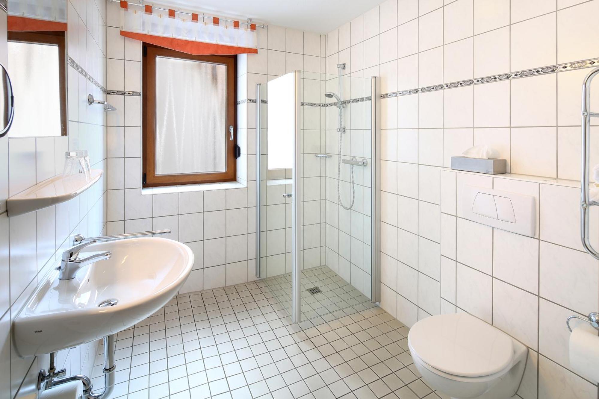 Landgasthof Kaiser Bad Wünnenberg 객실 사진
